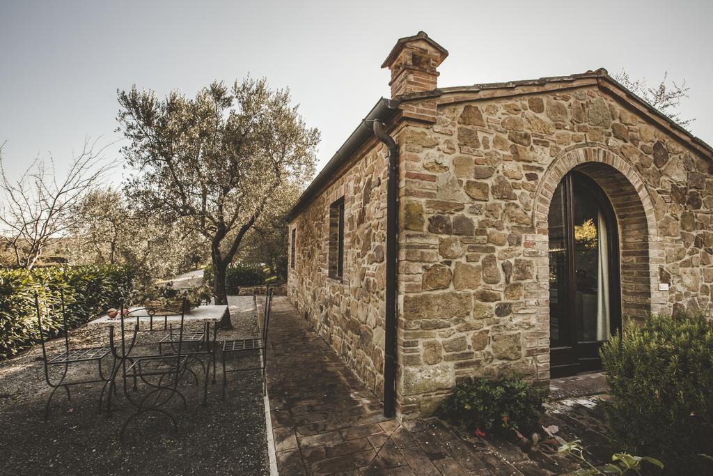 Agriturismo Zampugna Montefollonico Buitenkant foto