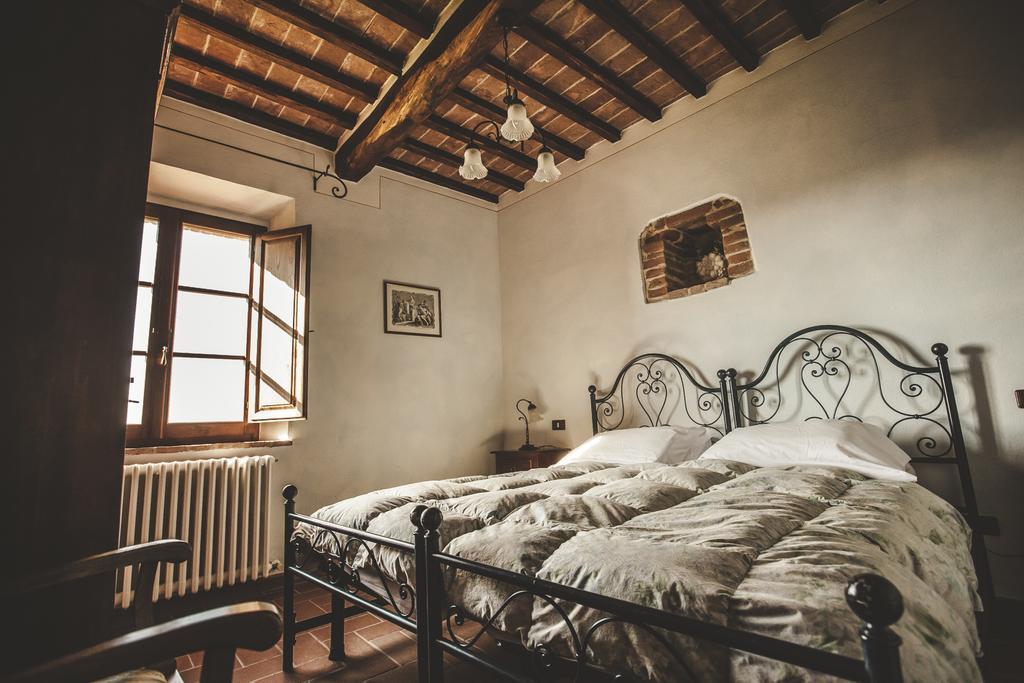 Agriturismo Zampugna Montefollonico Buitenkant foto
