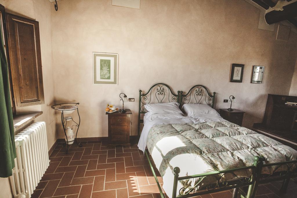 Agriturismo Zampugna Montefollonico Buitenkant foto