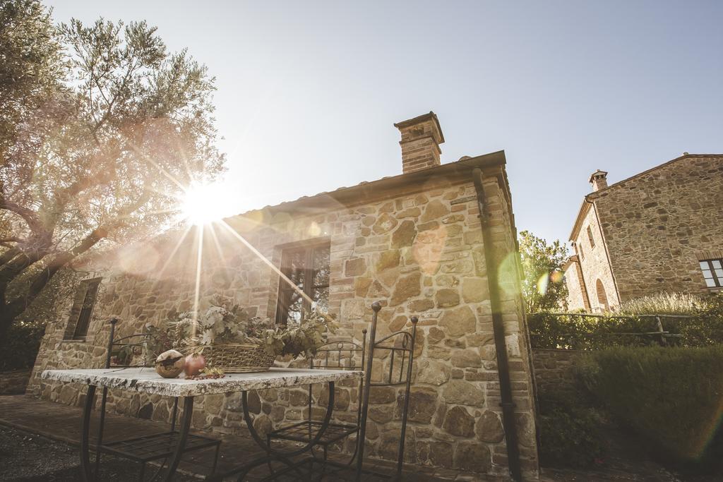 Agriturismo Zampugna Montefollonico Buitenkant foto