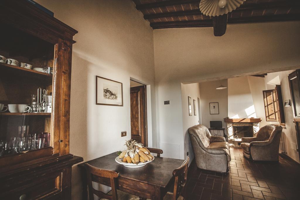 Agriturismo Zampugna Montefollonico Buitenkant foto