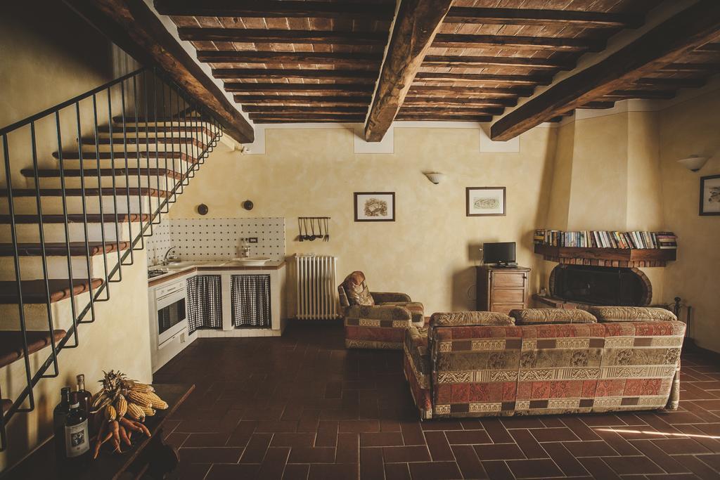 Agriturismo Zampugna Montefollonico Buitenkant foto