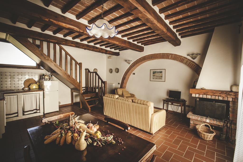 Agriturismo Zampugna Montefollonico Buitenkant foto
